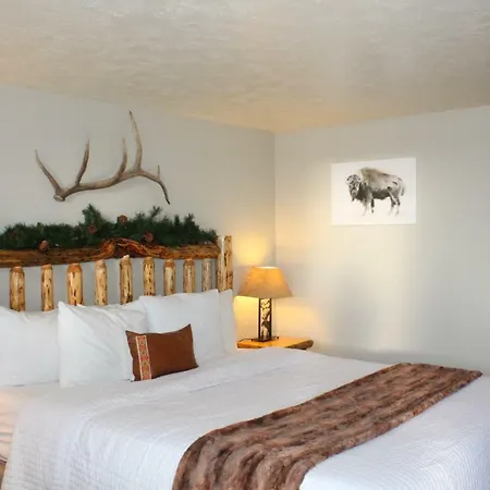 The Evergreen West Yellowstone Exterior foto